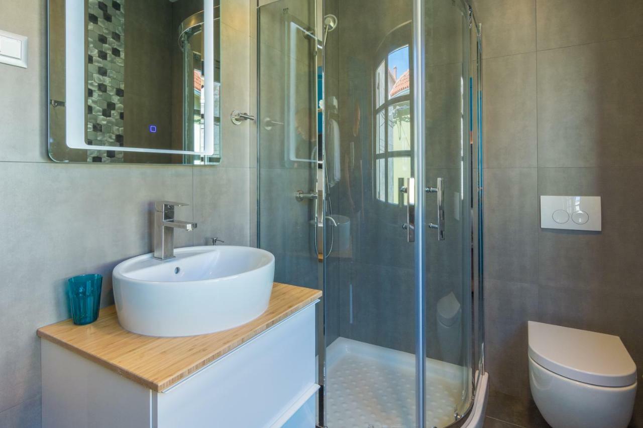Apartments Mihael Нин Екстериор снимка