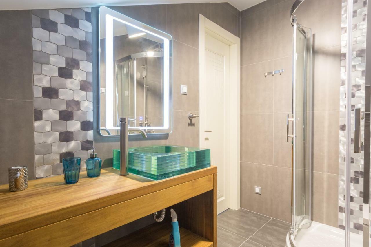 Apartments Mihael Нин Стая снимка