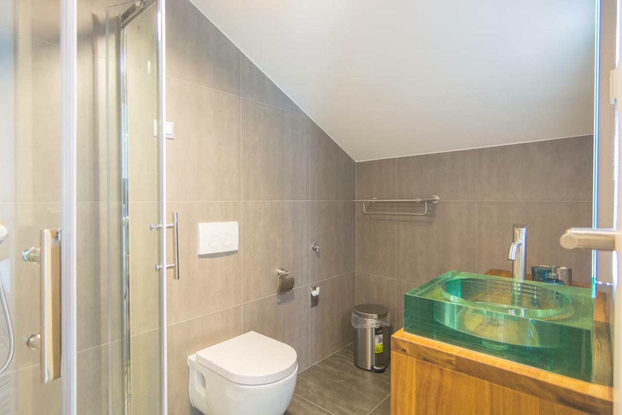 Apartments Mihael Нин Екстериор снимка