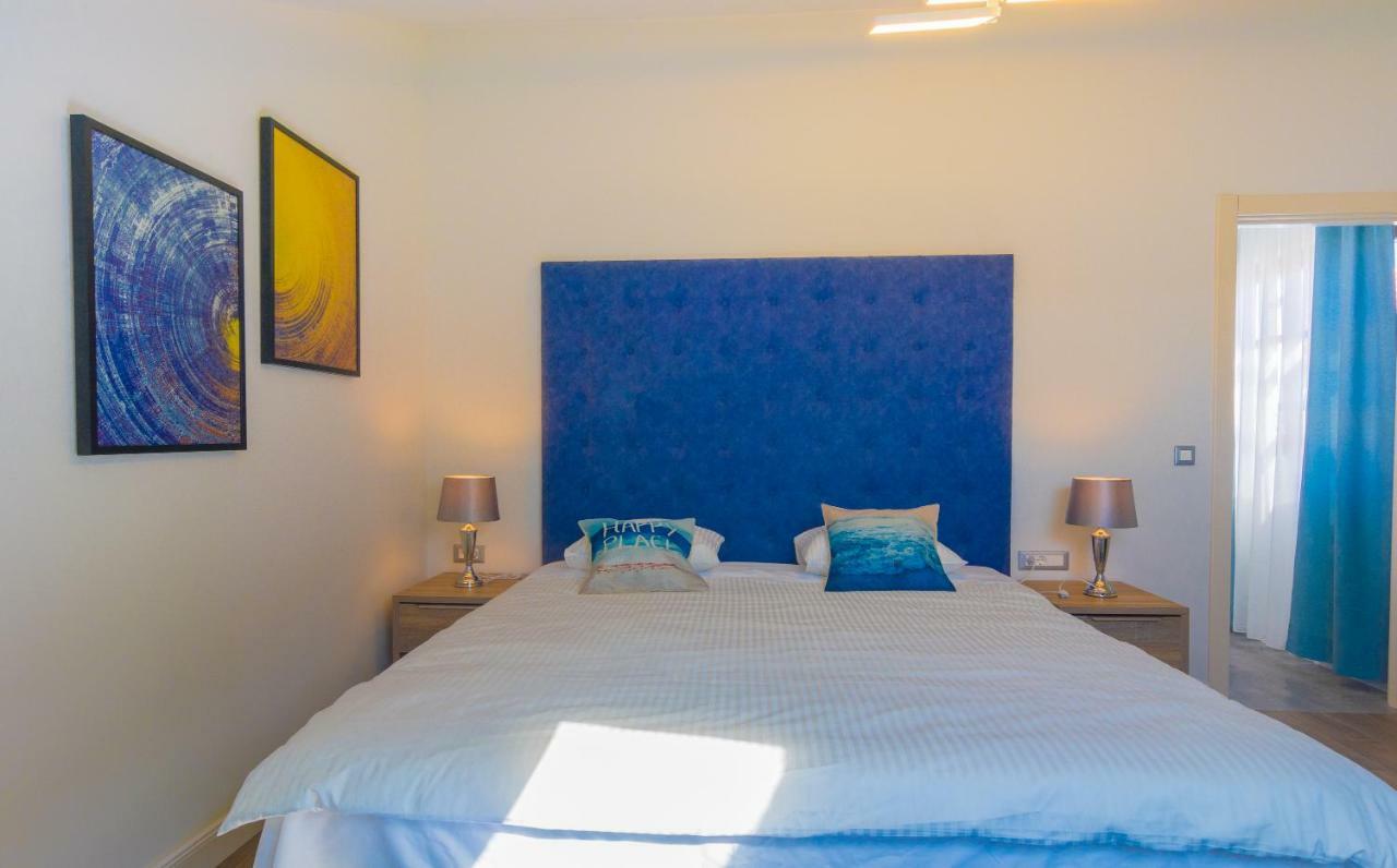 Apartments Mihael Нин Екстериор снимка