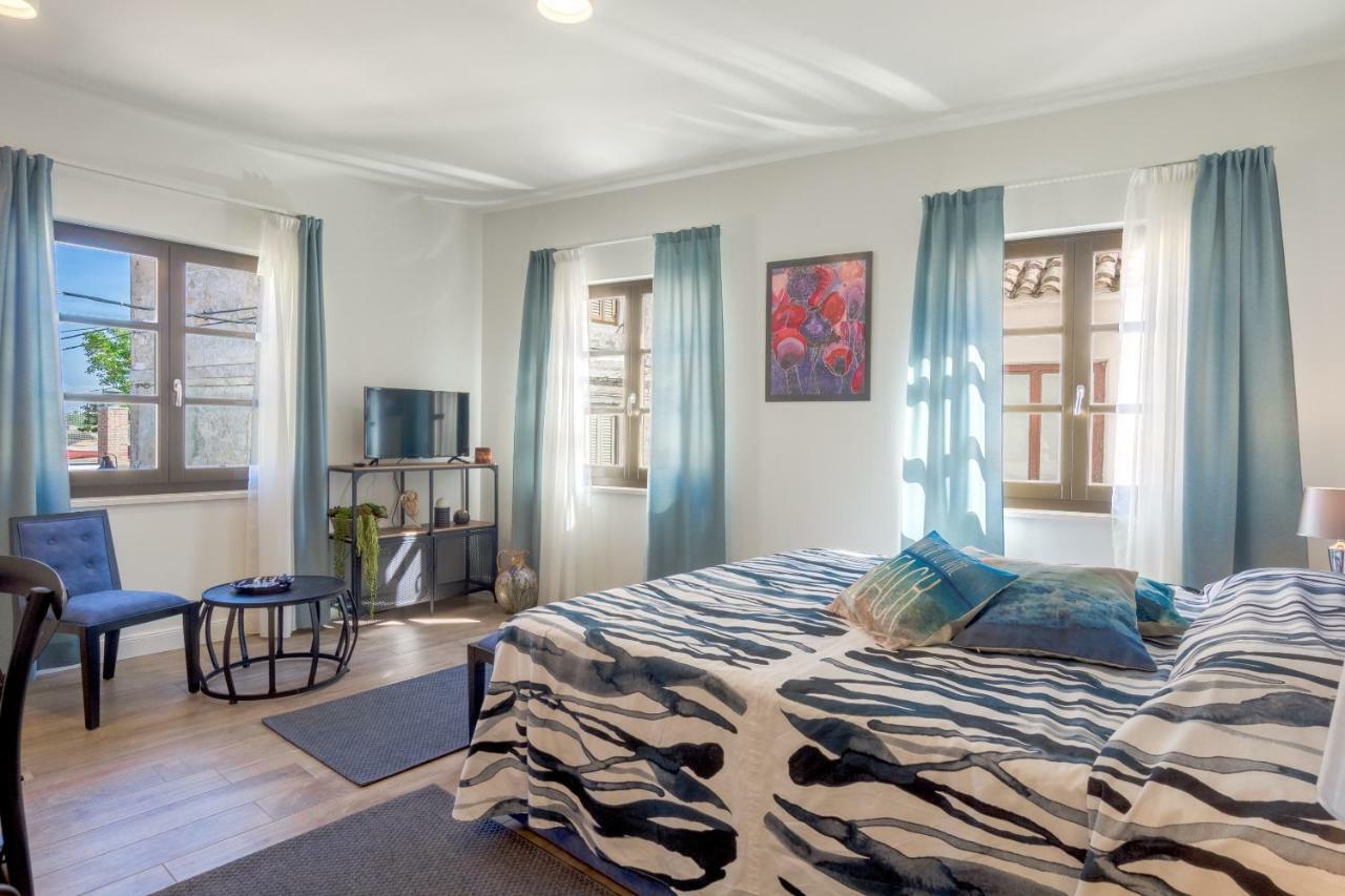 Apartments Mihael Нин Екстериор снимка