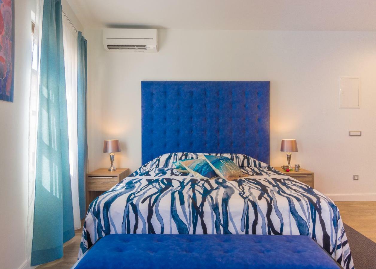 Apartments Mihael Нин Екстериор снимка