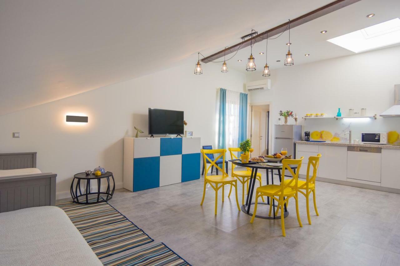 Apartments Mihael Нин Екстериор снимка